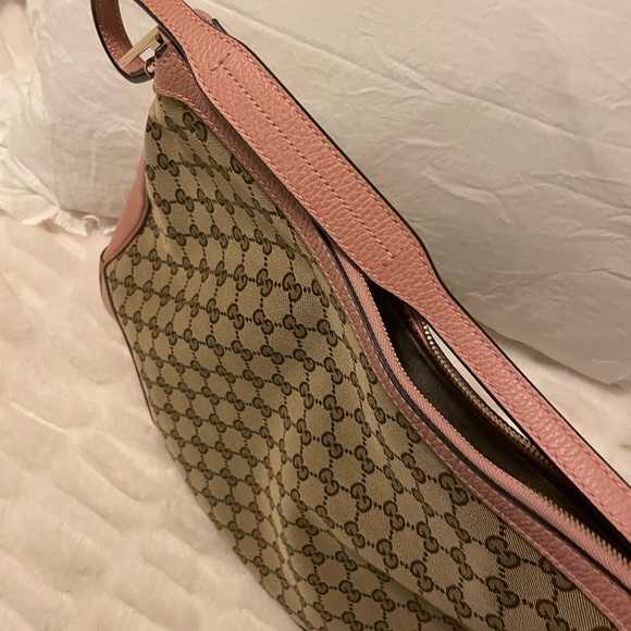 💖GUCCI GG signature bag with pink leather trim - Picture 6 of 10